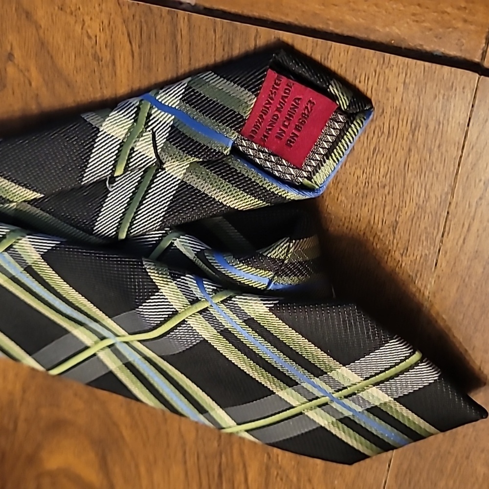 Bergamo New York Green & Navy Blue Plaid Necktie Tie
